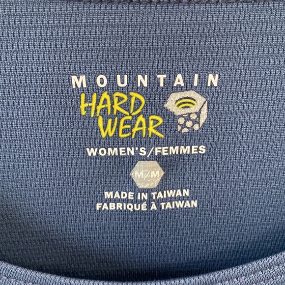 (A55) Mountain Hardwear Blue Abstract Short Sleeve Top Outdoor Hiking, Size M - Picture 3 of 7